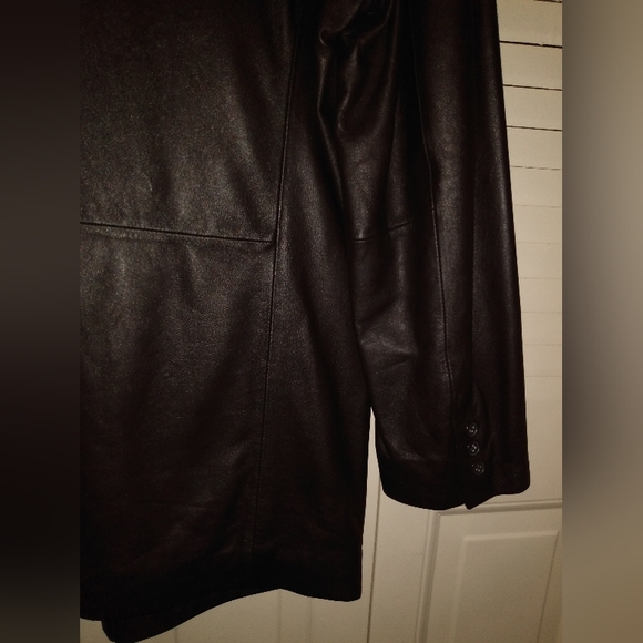 Jones New York City Men's Genuine Leather Jacket - Picture 8 of 12